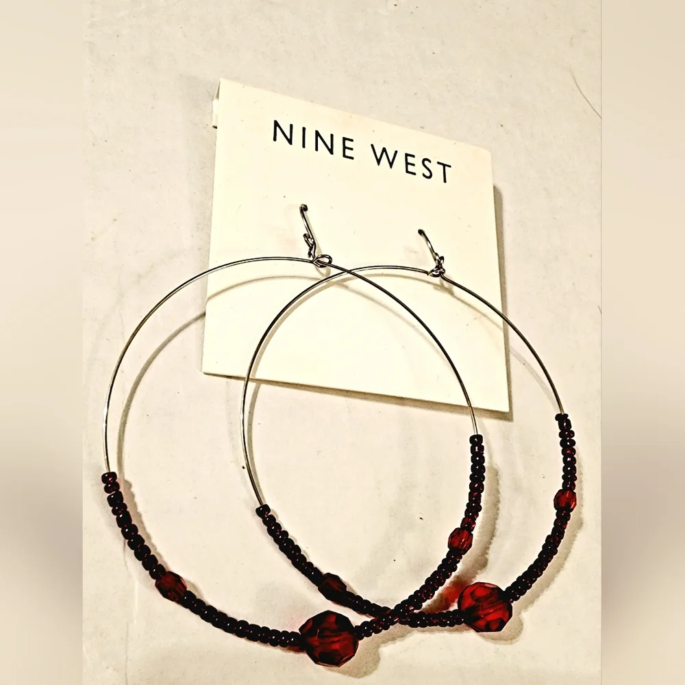 Nwt Nine West dark bohemian carnelian red beaded hoop dangle earrings